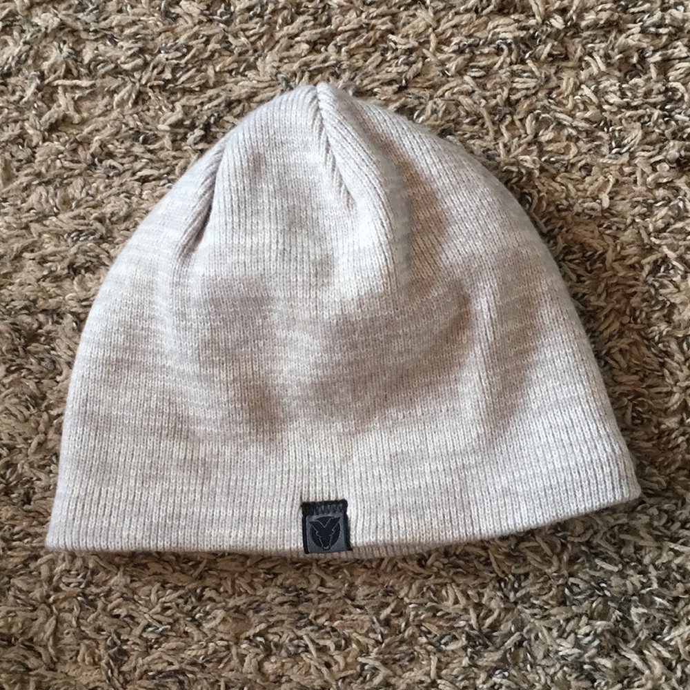 Yaktrax women’s beanie